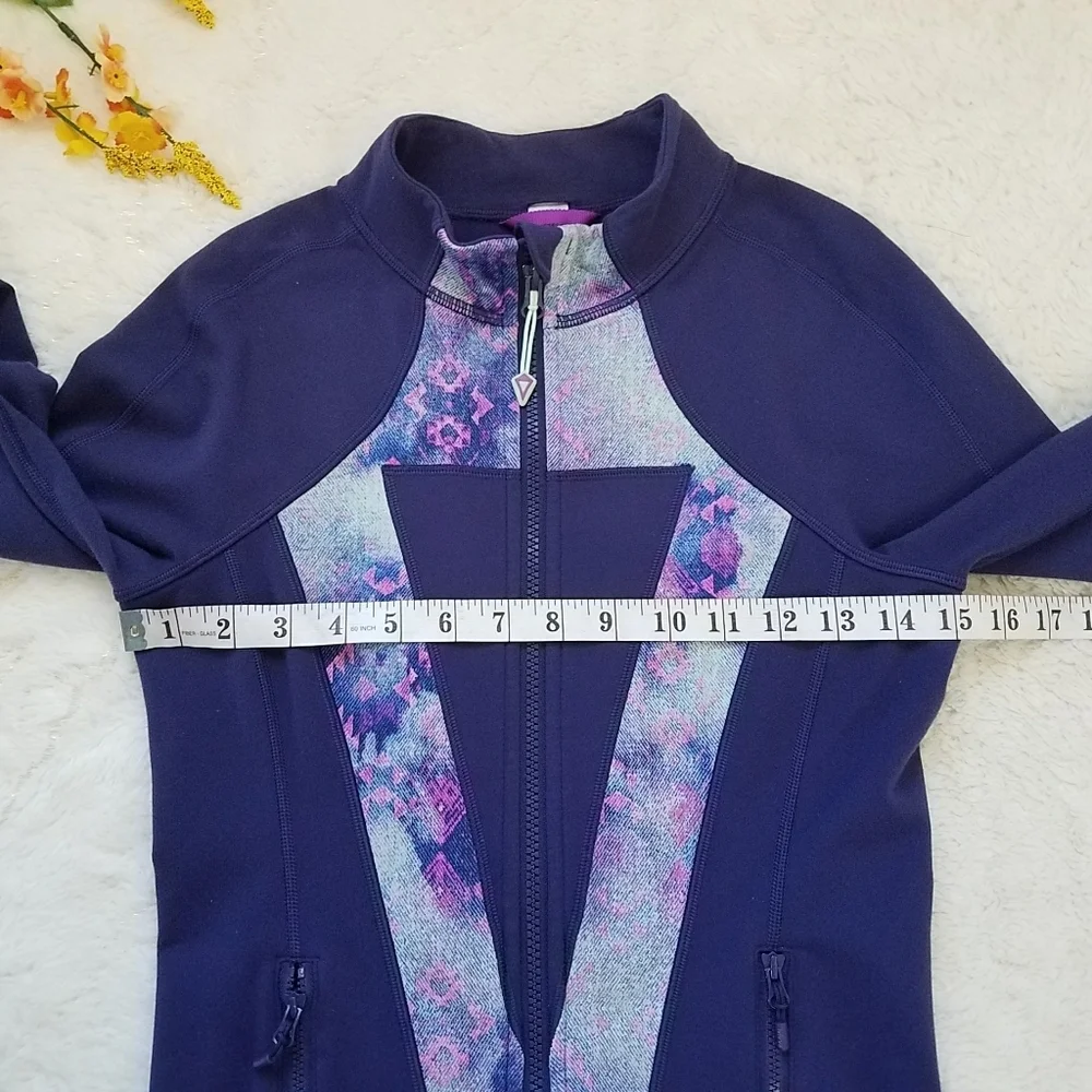 IVIVVA by Lululemon Girl's Athletic Jacket